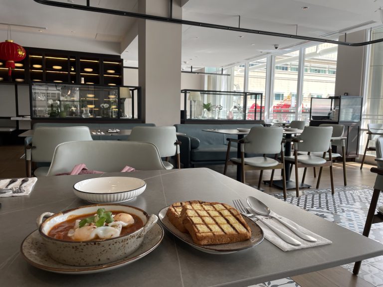 How to Handle Being Micromanaged By Clients or Bosses (+ Instantly Boost Your Reputation)